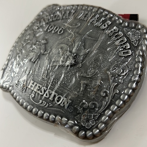 1996 Hesston National Finals Rodeo Belt Buckle NEW NFR Pewter Vintage - Picture 4 of 4